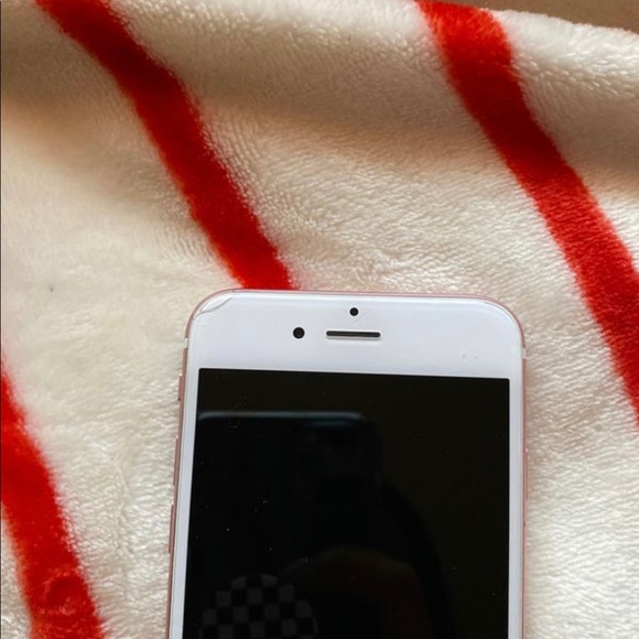 Apple Iphone 8 Rose Gold - Picture 3 of 4